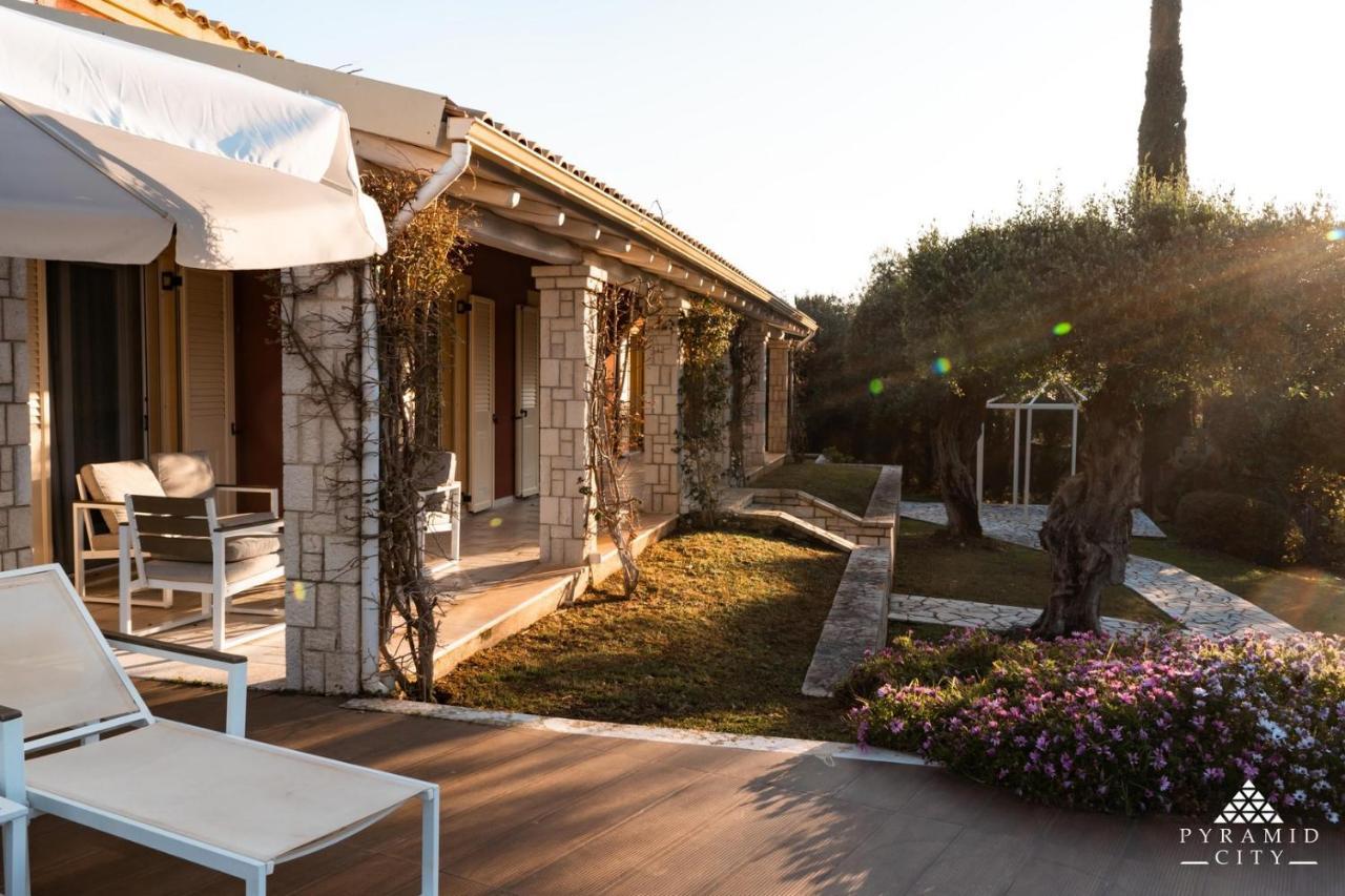 Luxury Villa Aphrodite Agios Spyridon  ภายนอก รูปภาพ
