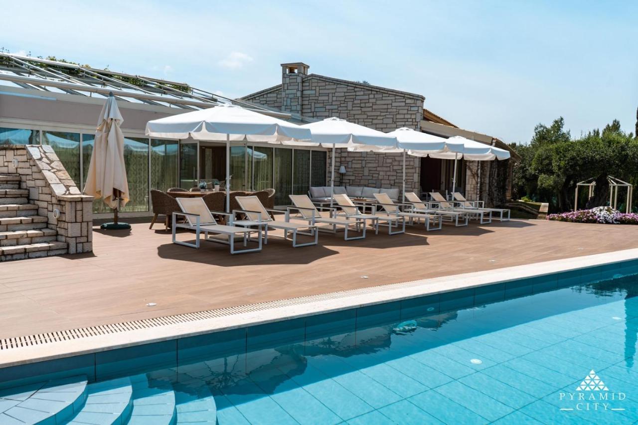 Luxury Villa Aphrodite Agios Spyridon  ภายนอก รูปภาพ